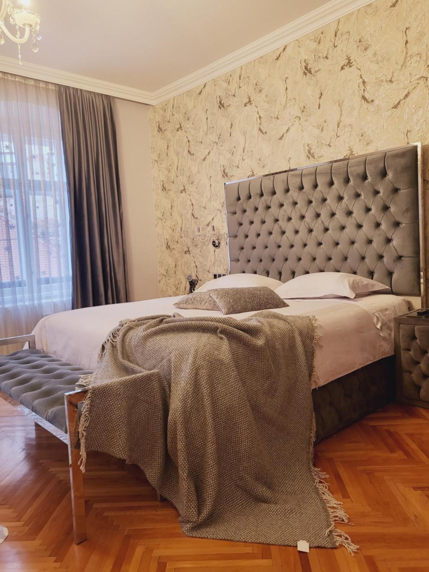 Fancy Flats Apartment